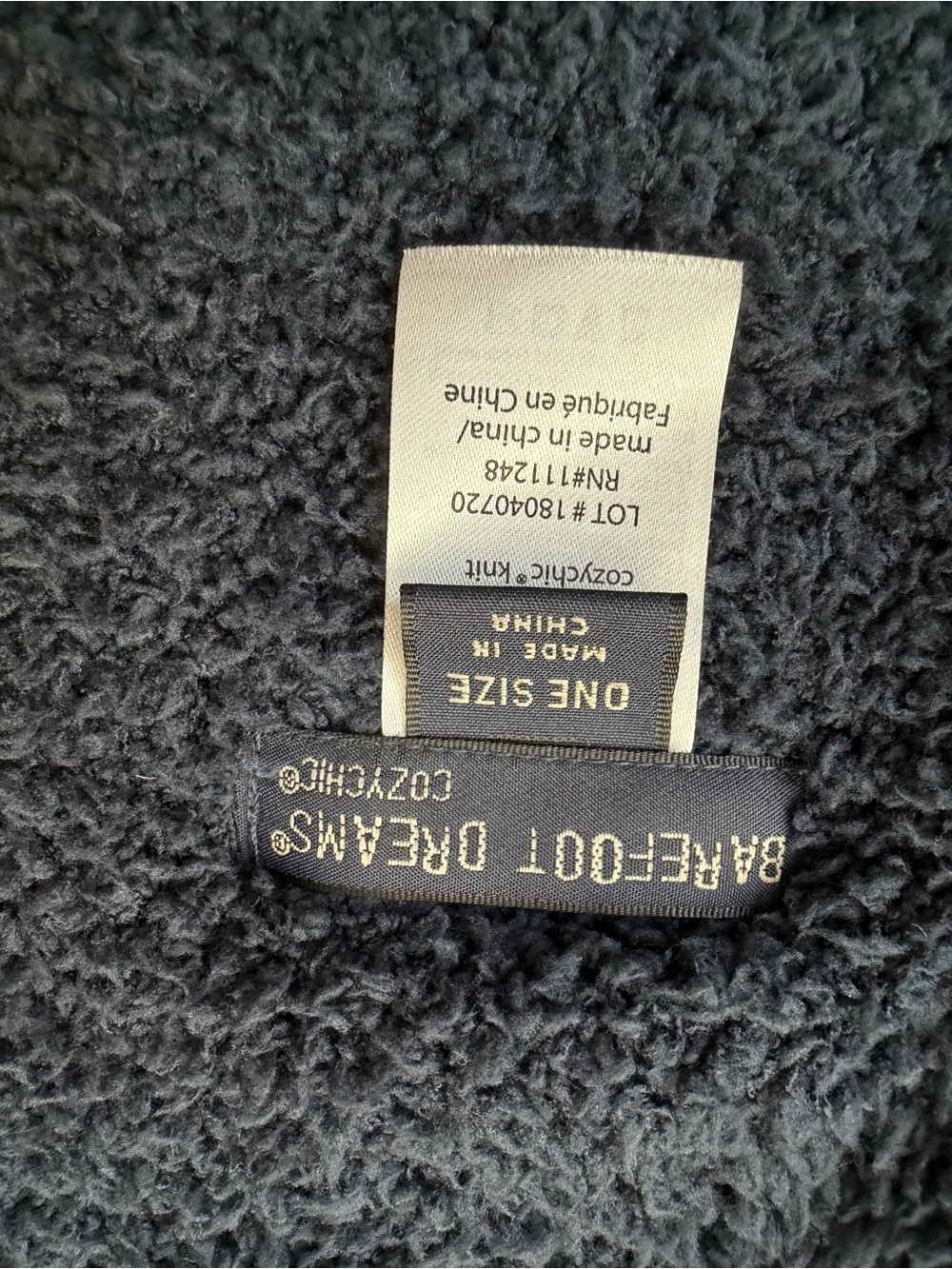 Barefoot Dreams Navy and cream CozyChic Sherpa Throw